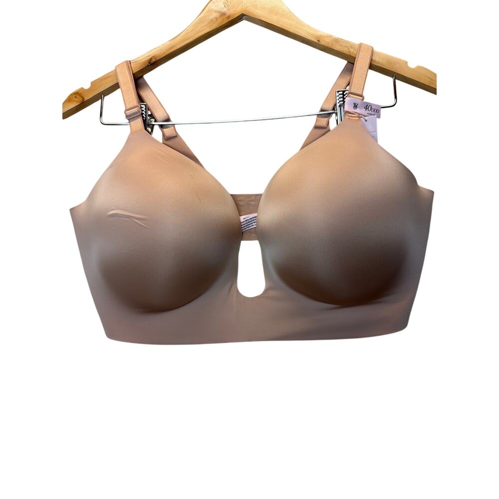 Victoria's Secret Plunge Low-Back Push Up Bra Nude Beige 40DDD Invisible